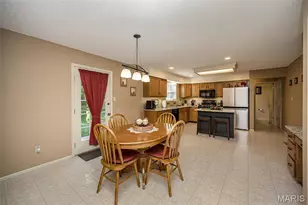 1091 Treeshade Dr, Saint Peters, MO 63376 - Photo 18