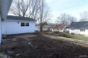 1835 Ardmore Dr, Florissant, MO 63033 - Photo 40