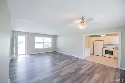 2175 Collier Drive, Florissant, MO 63031 - Photo 8
