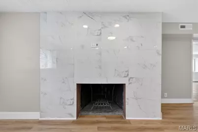 11447 Clayton Road, Saint Louis, MO 63131 - Photo 30