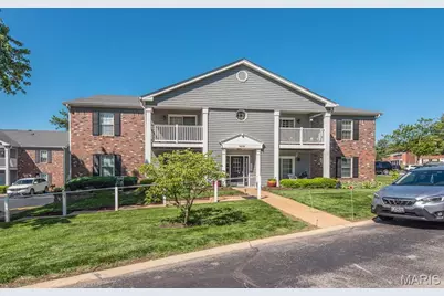 9218 Bent Pine Court #F, Saint Louis, MO 63126 - Photo 2