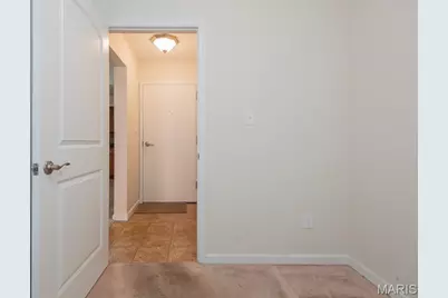 9218 Bent Pine Court #F, Saint Louis, MO 63126 - Photo 16