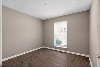12109 La Padera Lane, Saint Louis, MO 63033 - Photo 18