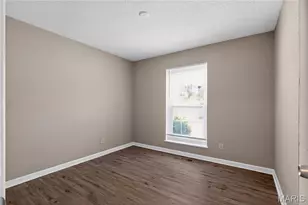 12109 La Padera Ln, Saint Louis, MO 63033 - Photo 18