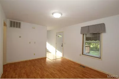 704 E Mortimer Street, New Florence, MO 63363 - Photo 8