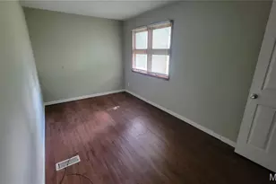4350 Bingham Ave, Saint Louis, MO 63116 - Photo 10