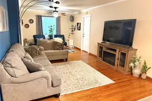 735 Hinder Dr, Saint Louis, MO 63125 - Photo 8
