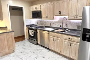735 Hinder Dr, Saint Louis, MO 63125 - Photo 14