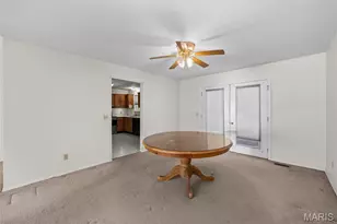101 Gail Dr, Saint Peters, MO 63376 - Photo 10