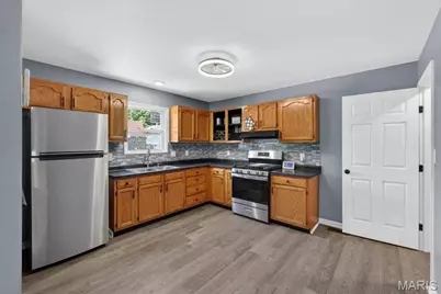7101 Lexington Avenue, Saint Louis, MO 63121 - Photo 4