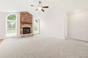 299 Glasgow Dr, Saint Charles, MO 63301 - Photo 12