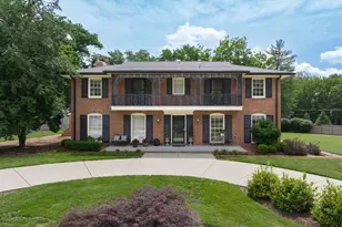 1 The Prado, Ladue, MO 63124 - Photo 8