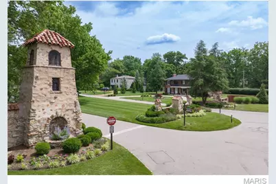 1 The Prado, Ladue, MO 63124 - Photo 1