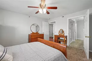 1121 Saravalle Dr, Saint Peters, MO 63376 - Photo 16