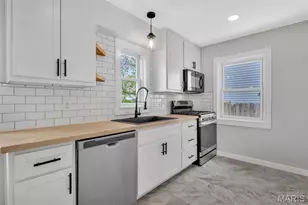 7056 Oleatha Ave, Saint Louis, MO 63139 - Photo 10