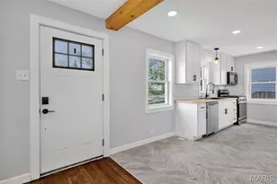 7056 Oleatha Ave, Saint Louis, MO 63139 - Photo 2