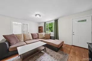1008 Etherton Dr, Saint Louis, MO 63126 - Photo 2