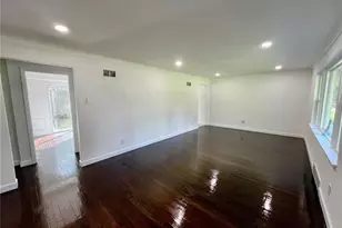83 Grand Cir Dr, Maryland Heights, MO 63043 - Photo 2