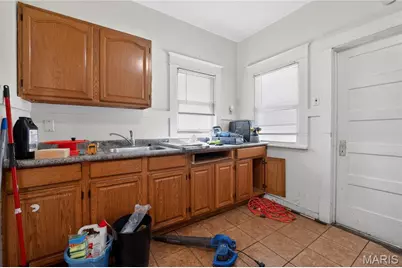 8316 Garfield Avenue, Vinita Park, MO 63114 - Photo 22