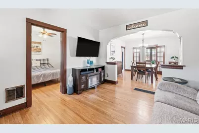 5454 Gresham Avenue, Saint Louis, MO 63109 - Photo 8