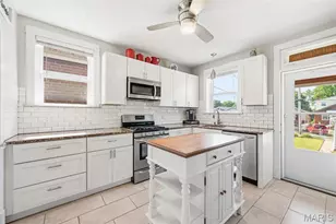 5454 Gresham Ave, Saint Louis, MO 63109 - Photo 16