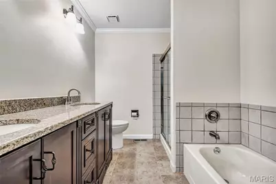 11775 Clarksdale Drive, Maryland Heights, MO 63043 - Photo 20