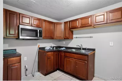 10236 Tanner Drive, Saint Louis, MO 63136 - Photo 16