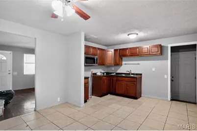 10236 Tanner Drive, Saint Louis, MO 63136 - Photo 16