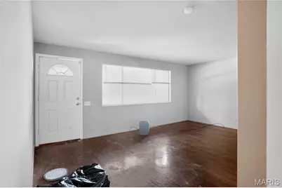 10236 Tanner Drive, Saint Louis, MO 63136 - Photo 8