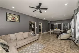 2654 Terrace Ln, Saint Louis, MO 63136 - Photo 8