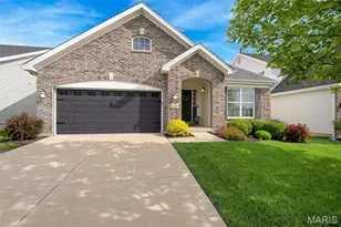 529 Winding Bluffs Dr, Fenton, MO 63026 - Photo 2