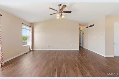 107 Chestnut Ridge Drive, Wright City, MO 63390 - Photo 18
