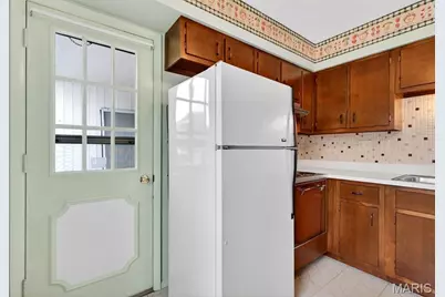 808 Dumont Place #E, Saint Louis, MO 63125 - Photo 6