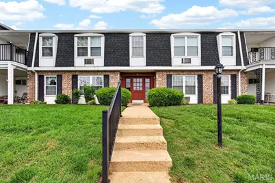 808 Dumont Place #E, Saint Louis, MO 63125 - Photo 1