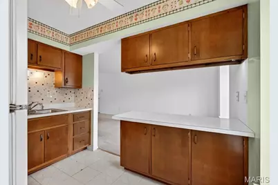 808 Dumont Place #E, Saint Louis, MO 63125 - Photo 4