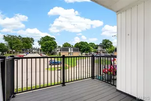 808 Dumont Pl, Saint Louis, MO 63125 - Photo 10