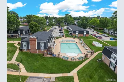 808 Dumont Place #E, Saint Louis, MO 63125 - Photo 2