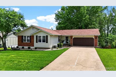 4211 Elkhart Lake Road, Saint Charles, MO 63304 - Photo 2