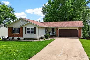4211 Elkhart Lake Rd, Saint Charles, MO 63304 - Photo 2