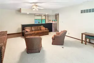 635 E Villa Ridge Rd, Villa Ridge, MO 63089 - Photo 22