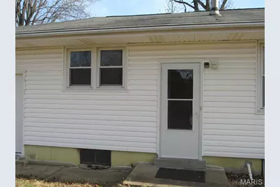 1090 Lindsay Lane, Florissant, MO 63031 - Photo 10