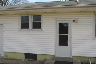 1090 Lindsay Ln, Florissant, MO 63031 - Photo 10