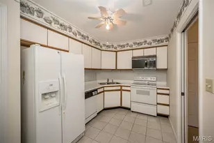 415 W Jefferson Ave, Kirkwood, MO 63122 - Photo 8