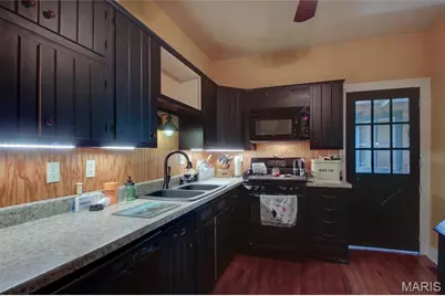 3115 Pleasant Street, Hannibal, MO 63401 - Photo 10
