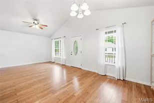 1904 N 5th St, Saint Charles, MO 63301 - Photo 14
