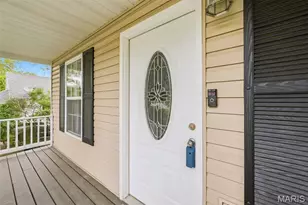 1904 N 5th St, Saint Charles, MO 63301 - Photo 4