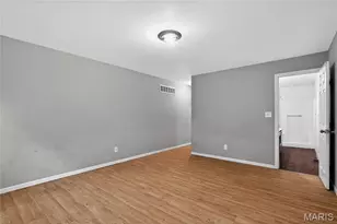 1065 Briarbrae Dr, Saint Louis, MO 63138 - Photo 10