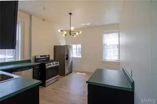 2214 Cherokee St, Saint Louis, MO 63118 - Photo 2
