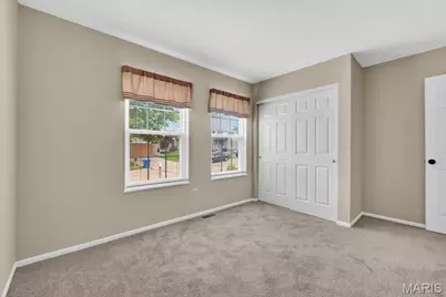 409 Hunters Crossing Court, Wildwood, MO 63040 - Photo 24