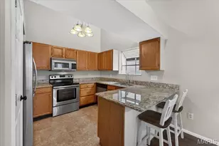 409 Hunters Crossing Ct, Wildwood, MO 63040 - Photo 12